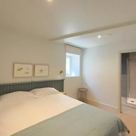 Дом отдыха The Warehouse,