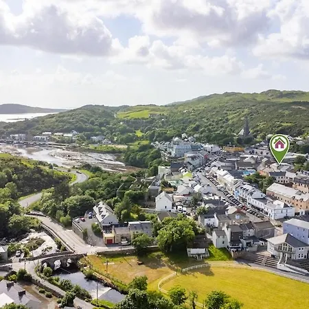 The Warehouse, Clifden