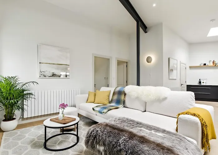 Дом отдыха The Warehouse, *