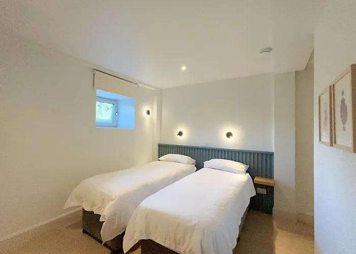 The Warehouse, Сasa de vacaciones